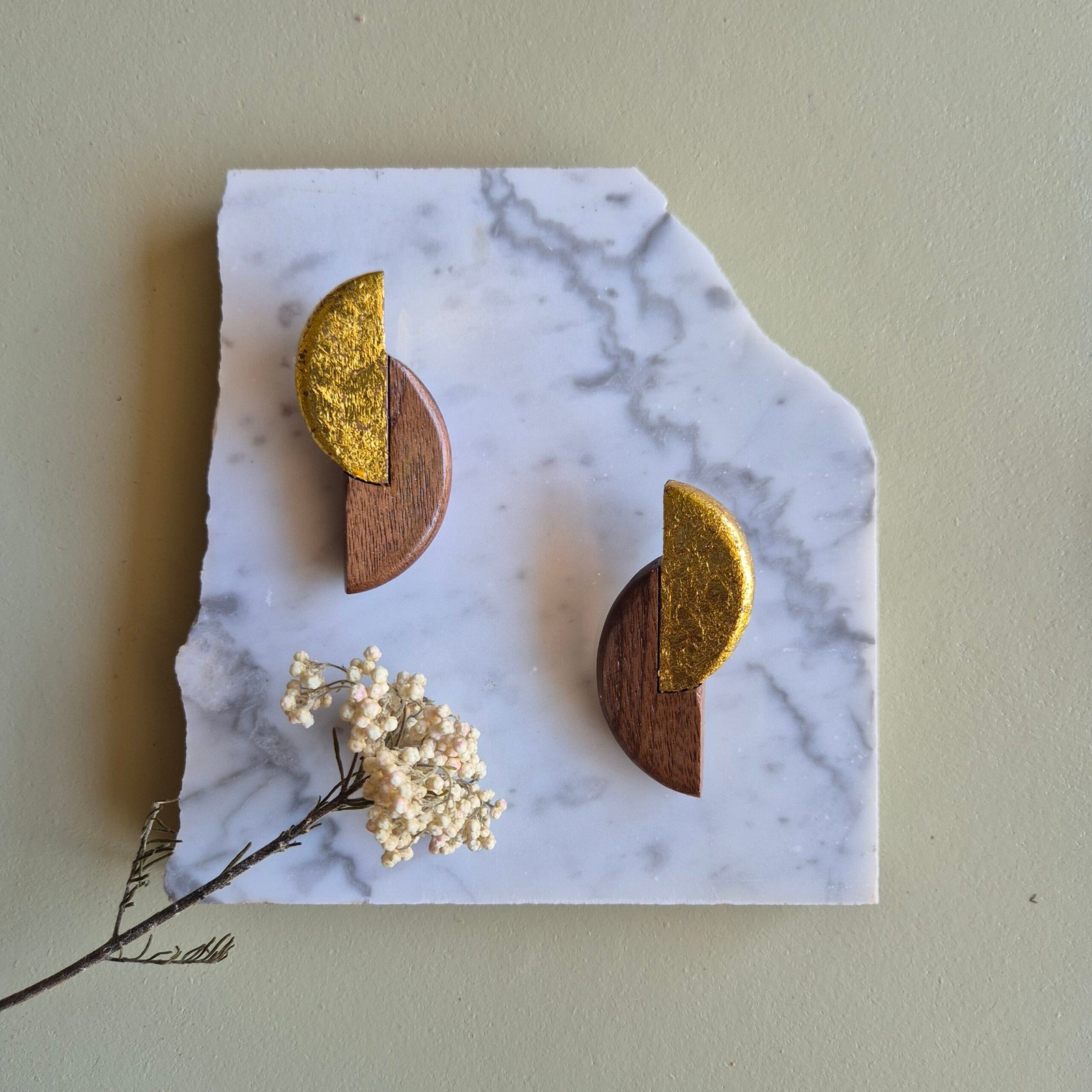 Earrings J 15